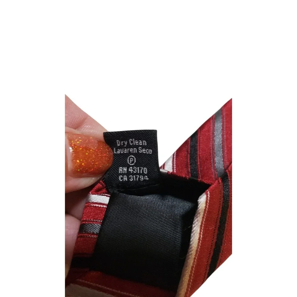 Croft & Barrow Neck Tie‎ Mens Red Black Silver Striped 100% Silk Business Church